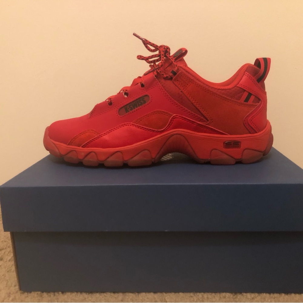Red size 10 kswiss
